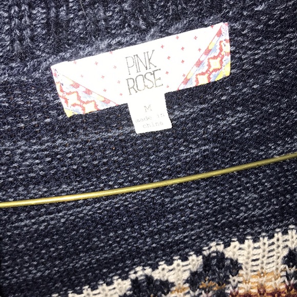 Sweater - Picture 3 of 3